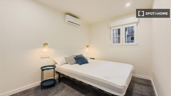 Apartamento de 1 dormitorio en alquiler en Ciutat Vella, Barcelona.