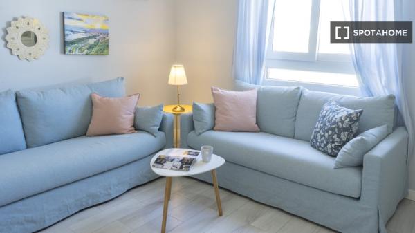 Apartamento completo de 3 quartos em Málaga