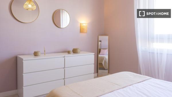 Apartamento completo de 3 quartos em Málaga