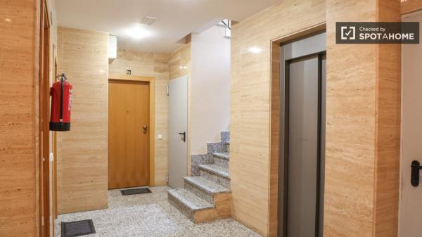 Apartamento de 1 dormitorio en alquiler en Tetuán, Madrid