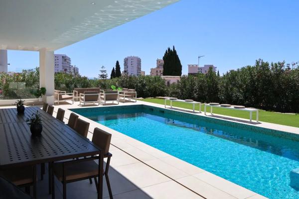 Casa independiente en avenida Avenue de la Fuente de la Rana, 7