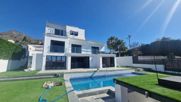 Casa independiente en avenida del Pacífico, 20