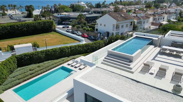 Chalet en Barrio La Carolina-Guadalpín