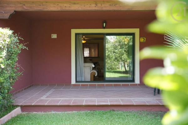 Chalet adosado en Jardines de Doña María, Marbella, Málaga