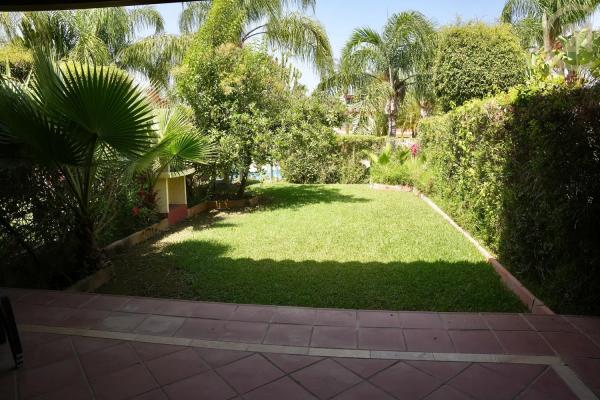 Chalet adosado en Jardines de Doña María, Marbella, Málaga