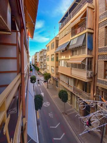 Piso en calle Ciutat de València, 18 -26