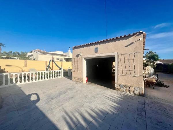 Casa independiente en calle Baltanás