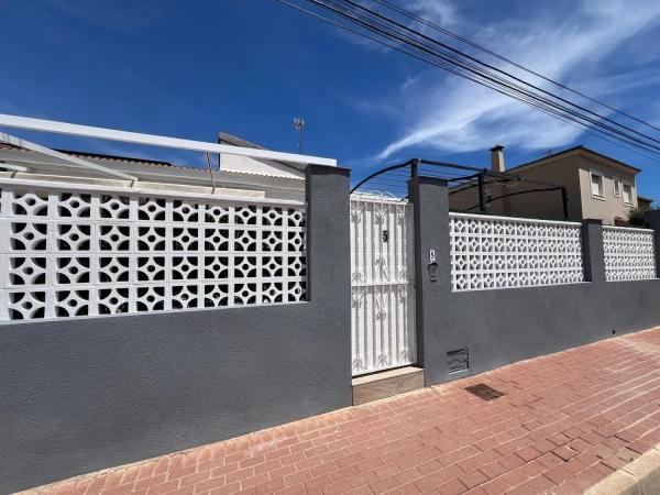 Casa independiente en avenida de Torrevieja