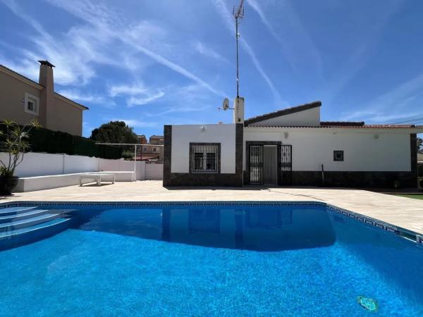 Casa independiente en avenida de Torrevieja