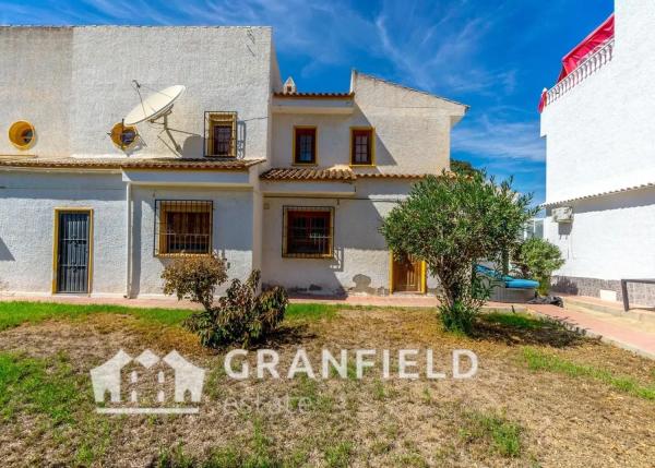 Chalet en Barrio Los Balcones - Los Altos del Edén