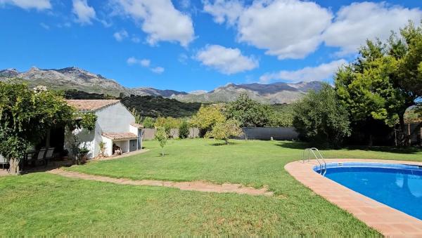 Casa independiente en cañada