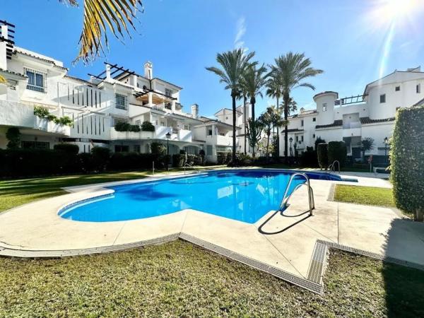 Dúplex en Urbanización Los Naranjos de Marbella, 3