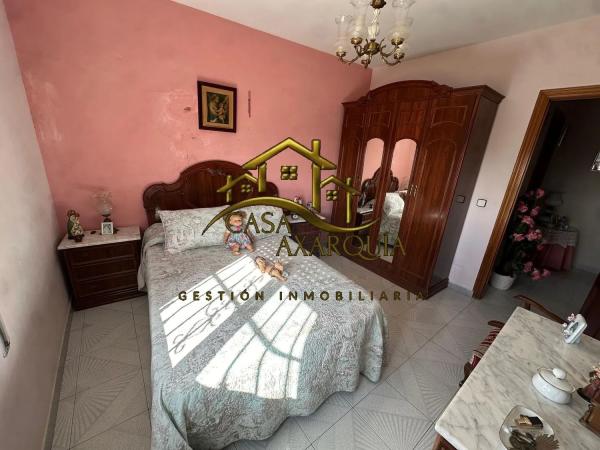 Chalet adosado en calle Santo Sepulcro