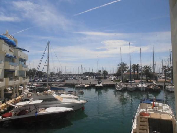 Piso en Solymar - Puerto Marina