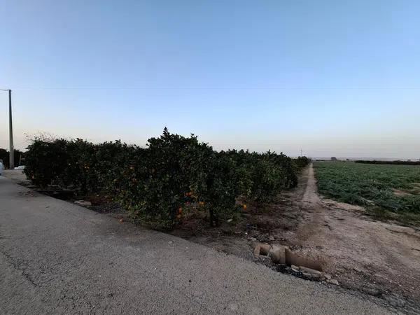 Terreno en Urbanizaciones