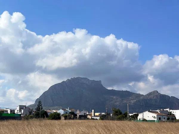 Terreno en avenida Juan Carlos i