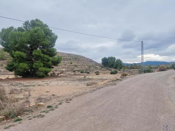 Terreno en Hondón de las Nieves