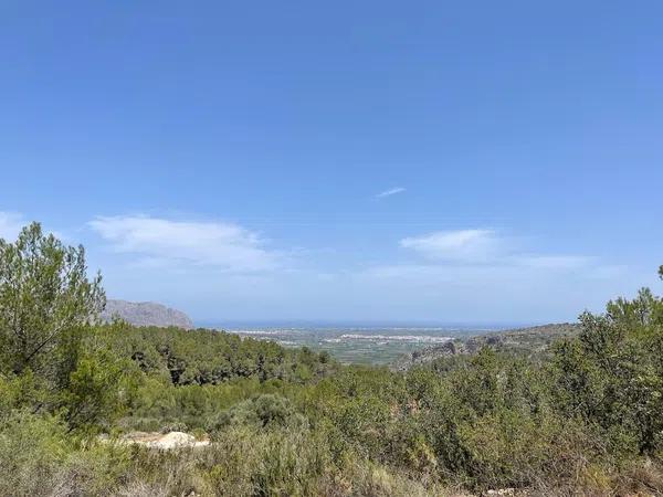 Terreno en Benidoleig