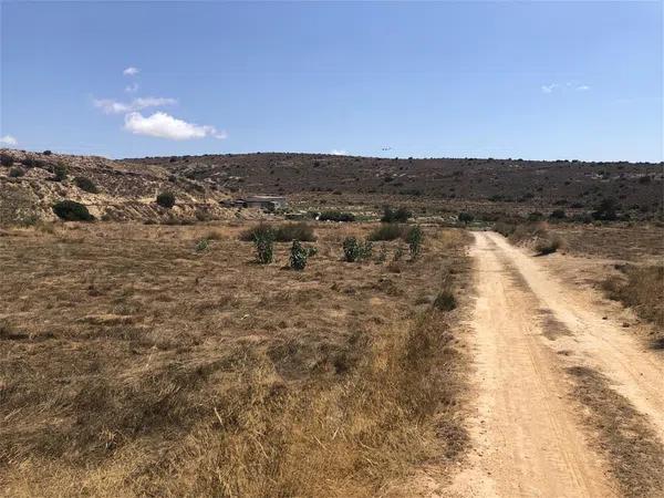 Terreno en Partida Vallongas, 1048