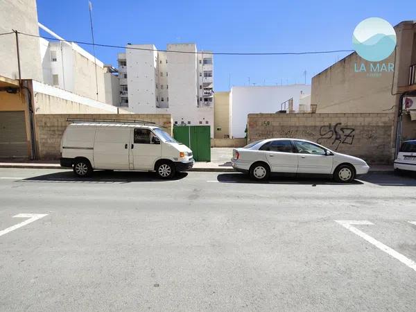 Terreno en calle Alcoy