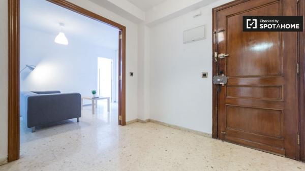 Apartamento amueblado de 5 dormitorios Camins al Grau Valencia