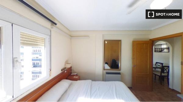 Apartamento de 2 dormitorios en alquiler en Madrid