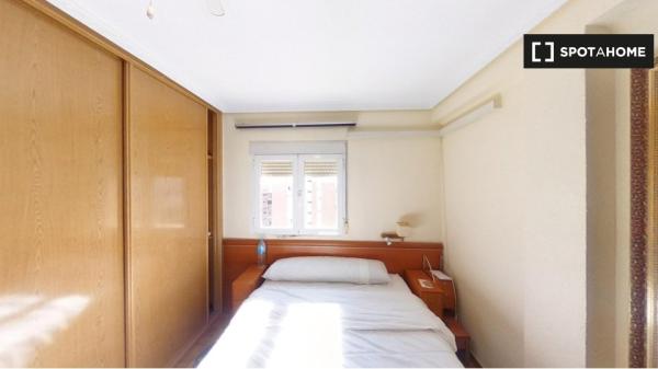 Apartamento de 2 dormitorios en alquiler en Madrid