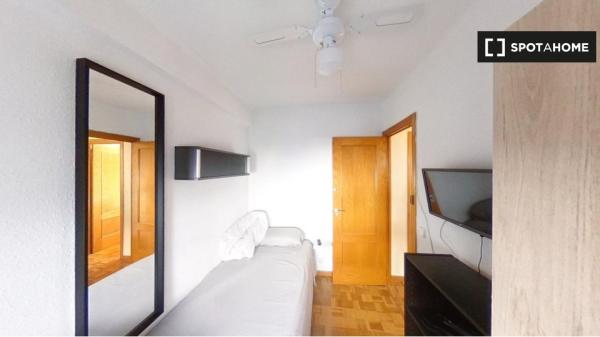 Apartamento de 2 dormitorios en alquiler en Madrid