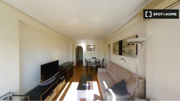 Apartamento de 2 dormitorios en alquiler en Madrid