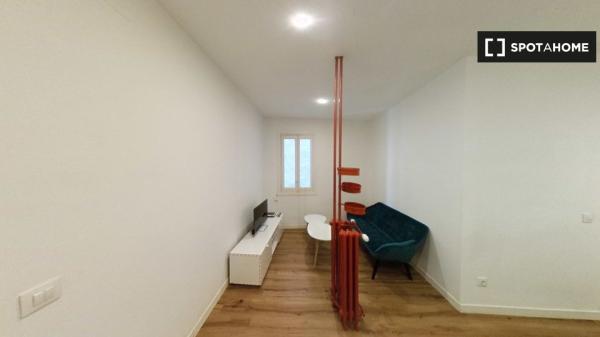 Apartamento de 2 dormitorios en alquiler en Madrid