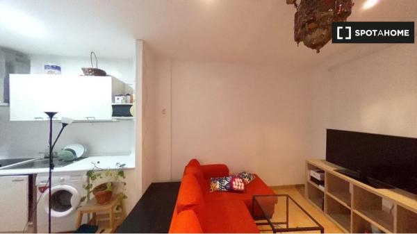 Apartamento de 2 dormitorios en alquiler en Madrid