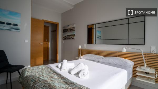 Apartamento de 3 dormitorios en alquiler en Calpe, Alicante