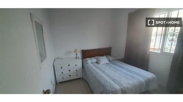 Piso de 1 dormitorio en alquiler en San Roque, Cádiz