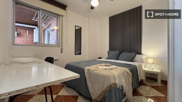 Quarto para alugar na rua Andaluces em Madrid