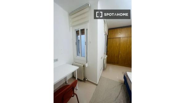 Apartamento de 2 dormitorios en alquiler en Barcelona