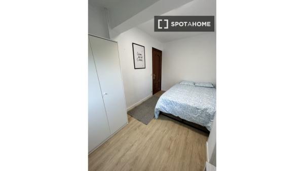 Quarto em apartamento compartilhado em Santander