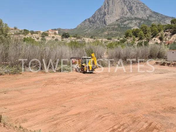 Terreno en Partida l'Atzubia