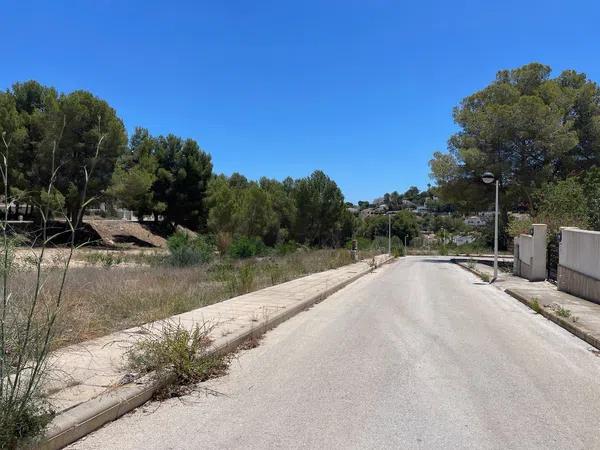 Terreno en calle Benimaurell