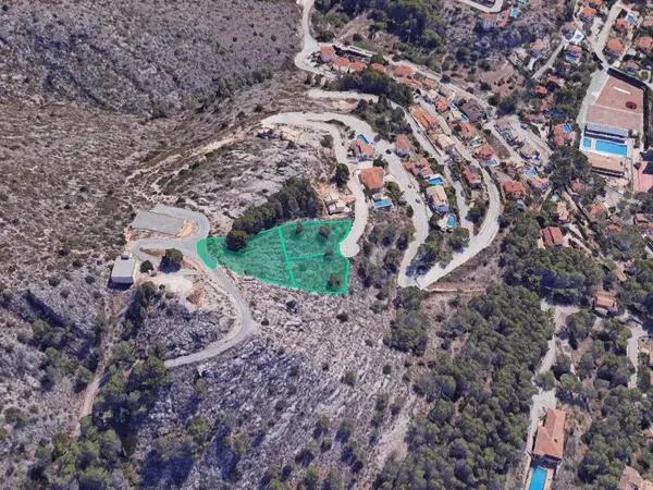 Terreno en Cumbres de Alcalalí