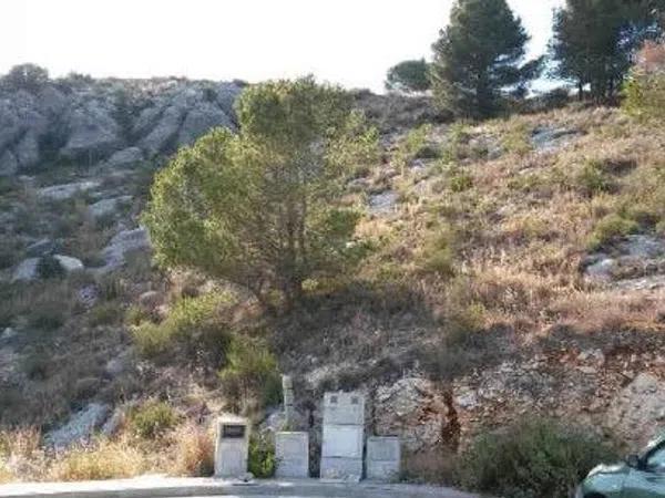 Terreno en Cumbres de Alcalalí