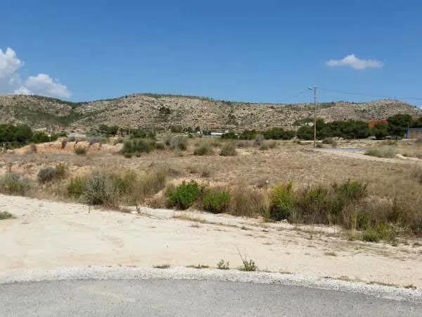 Terreno en carretera de Sax