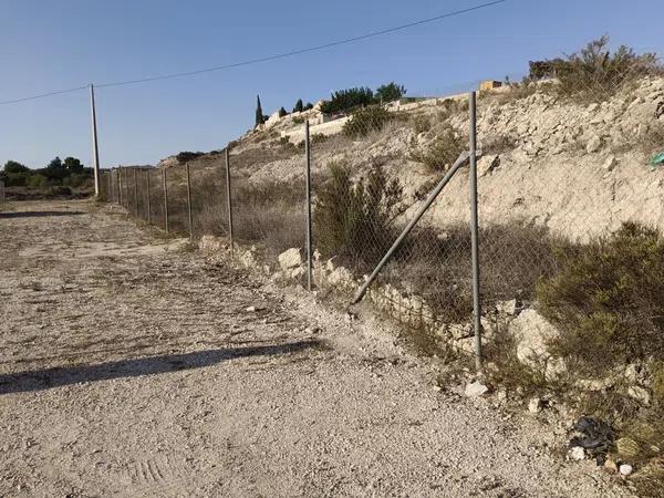 Terreno en calle Mar Tirreno, 6