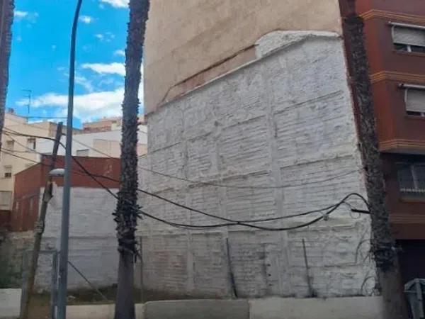 Terreno en Barrio Ensanche-Diputación