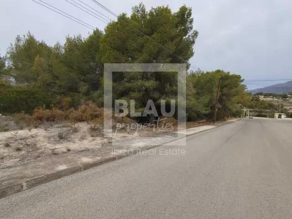 Terreno en travesía de les Cansalades