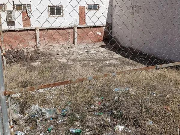 Terreno en calle San Quintín