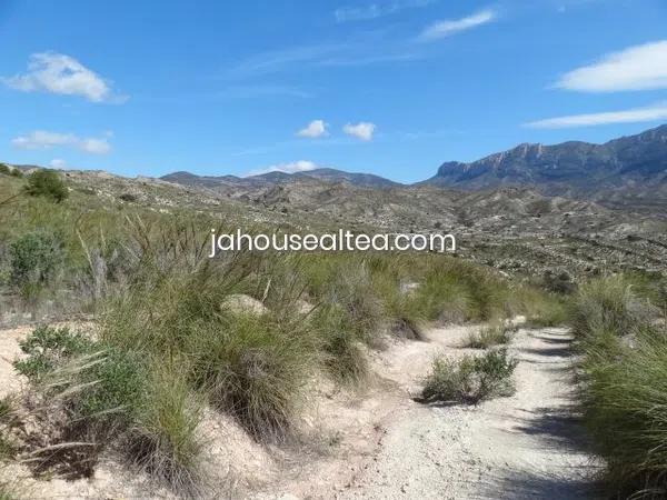 Terreno en Jijona / Xixona