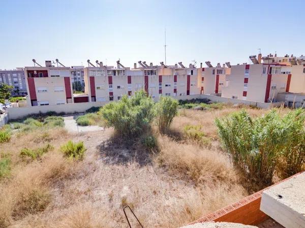 Terreno en calle Àngel Custodi, 7