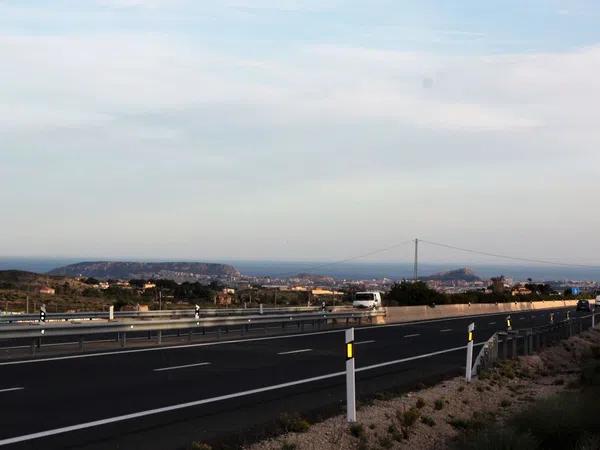 Terreno en carretera de Castalla s/n carreteradecastallasinn