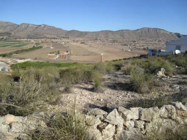 Terreno en Hondón de las Nieves