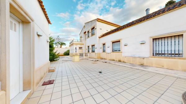 Casa independiente en carretera de cadiz, 122